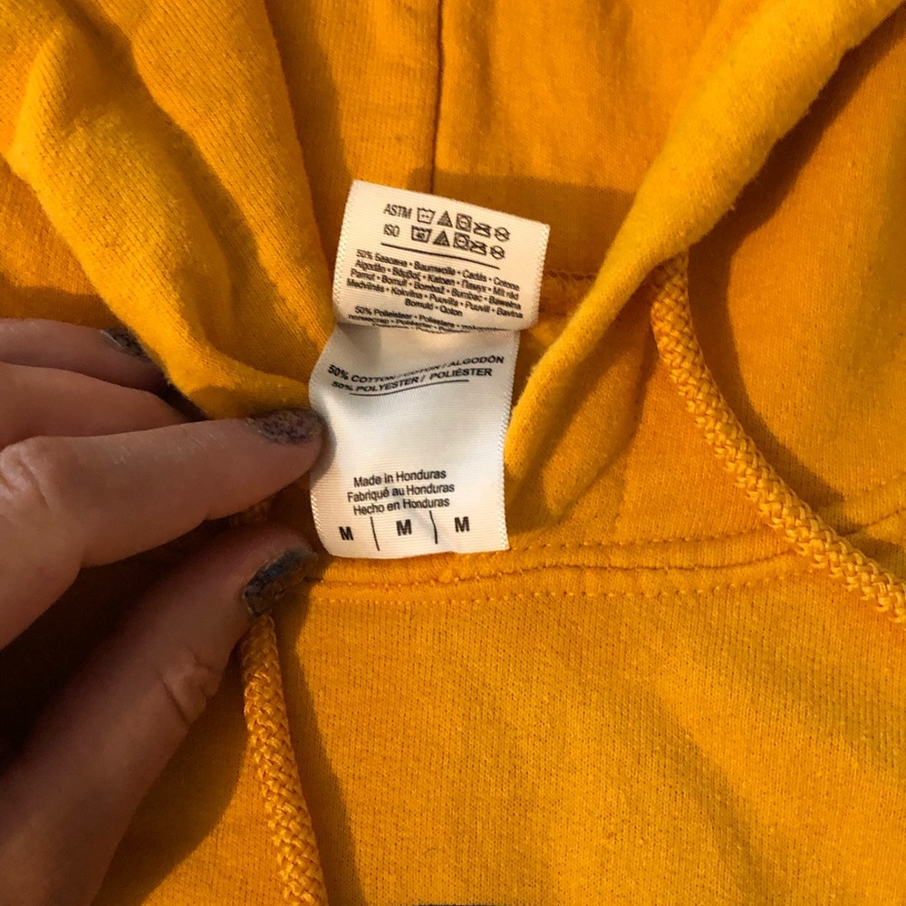 Sweatshirt bundle - Picture 7 of 16